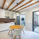 Townhouse Near Port & Old Town 公寓 *